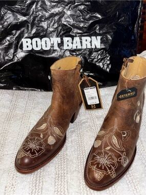 Shyanne Brown Leather Ankle Boots with Cream Embroidery Boot Barn